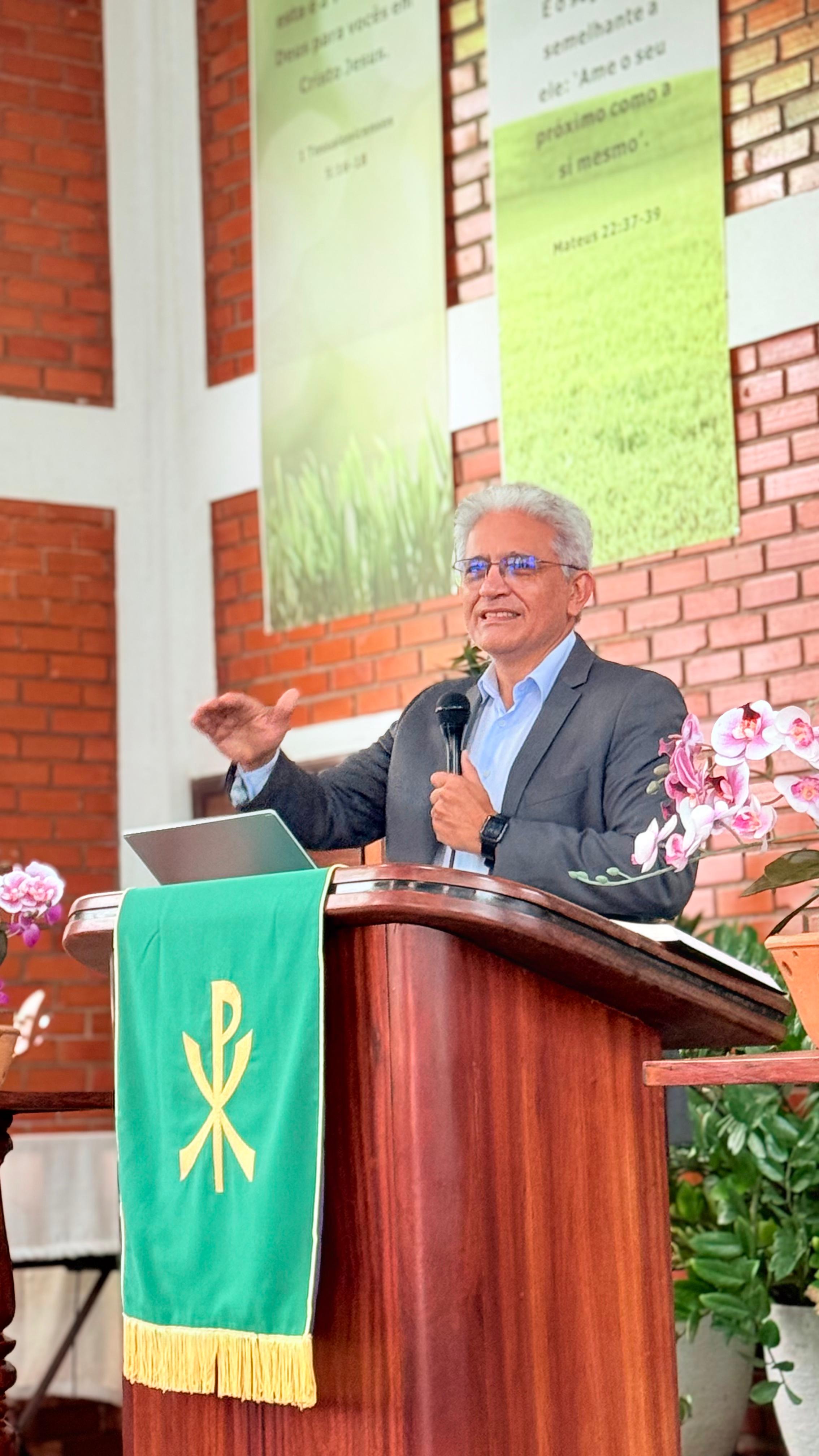 Foto de Rev. ELI GORAYEB REIS